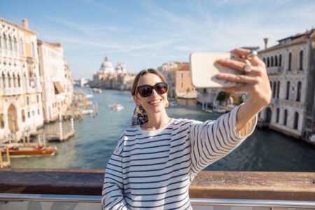 How to Take Instagram-Worthy Solo Travel Photos